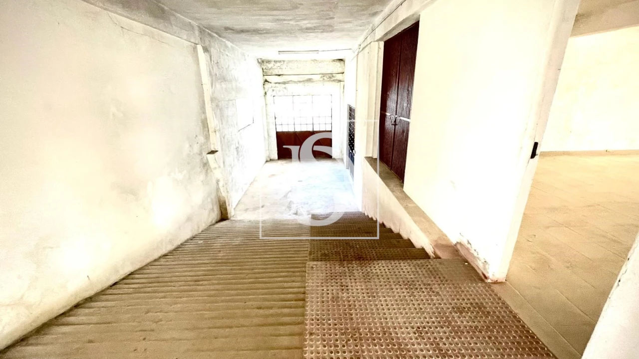 Armazém para Venda em Ferreira do Zezere Foto 10