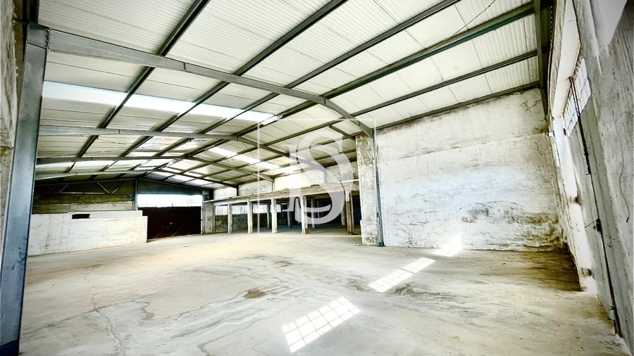 Armazém para Venda em Ferreira do Zezere Foto 2