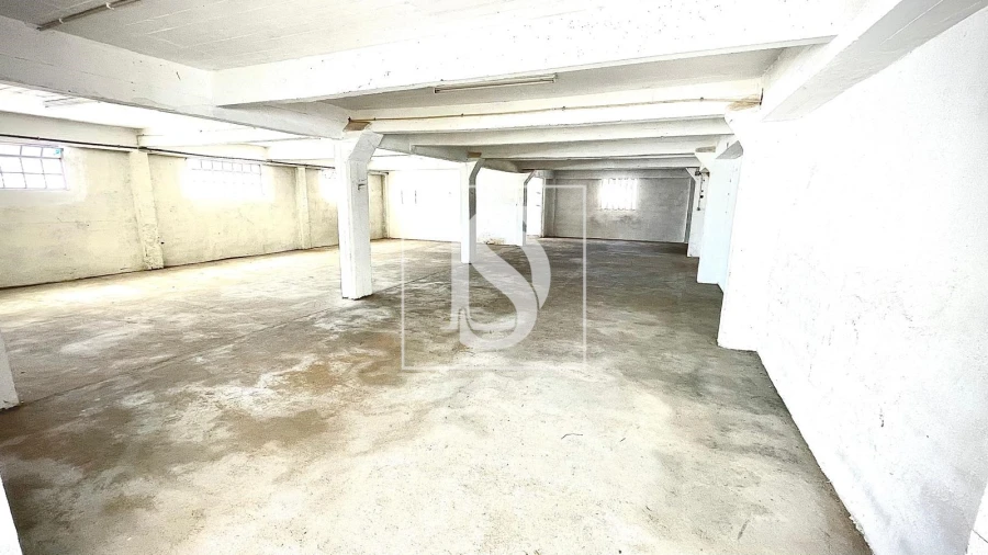 Armazém para Venda em Ferreira do Zezere Foto 6