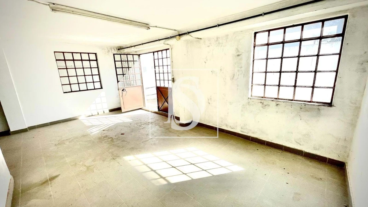 Armazém para Venda em Ferreira do Zezere Foto 7