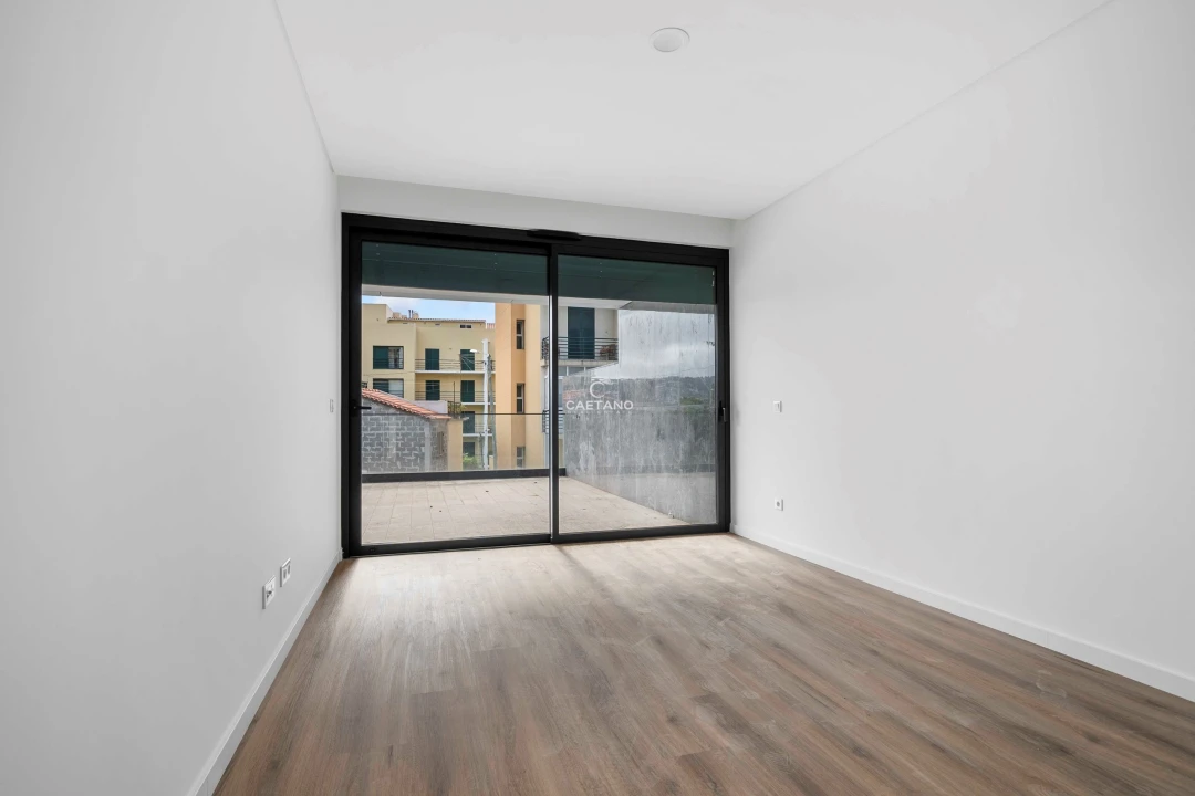 Apartamento T2 para Venda em São Martinho Foto 14