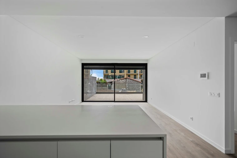 Apartamento T2 para Venda em São Martinho Foto 8