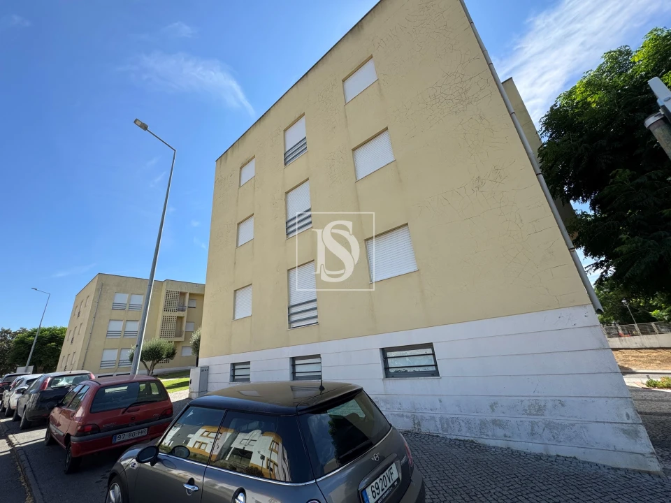 Apartamento T4 para Venda em Alter do Chão Foto 2