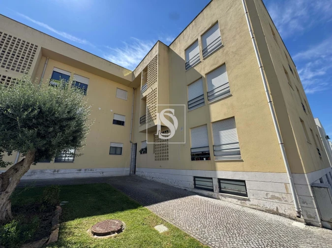 Apartamento T4 para Venda em Alter do Chão Foto 3