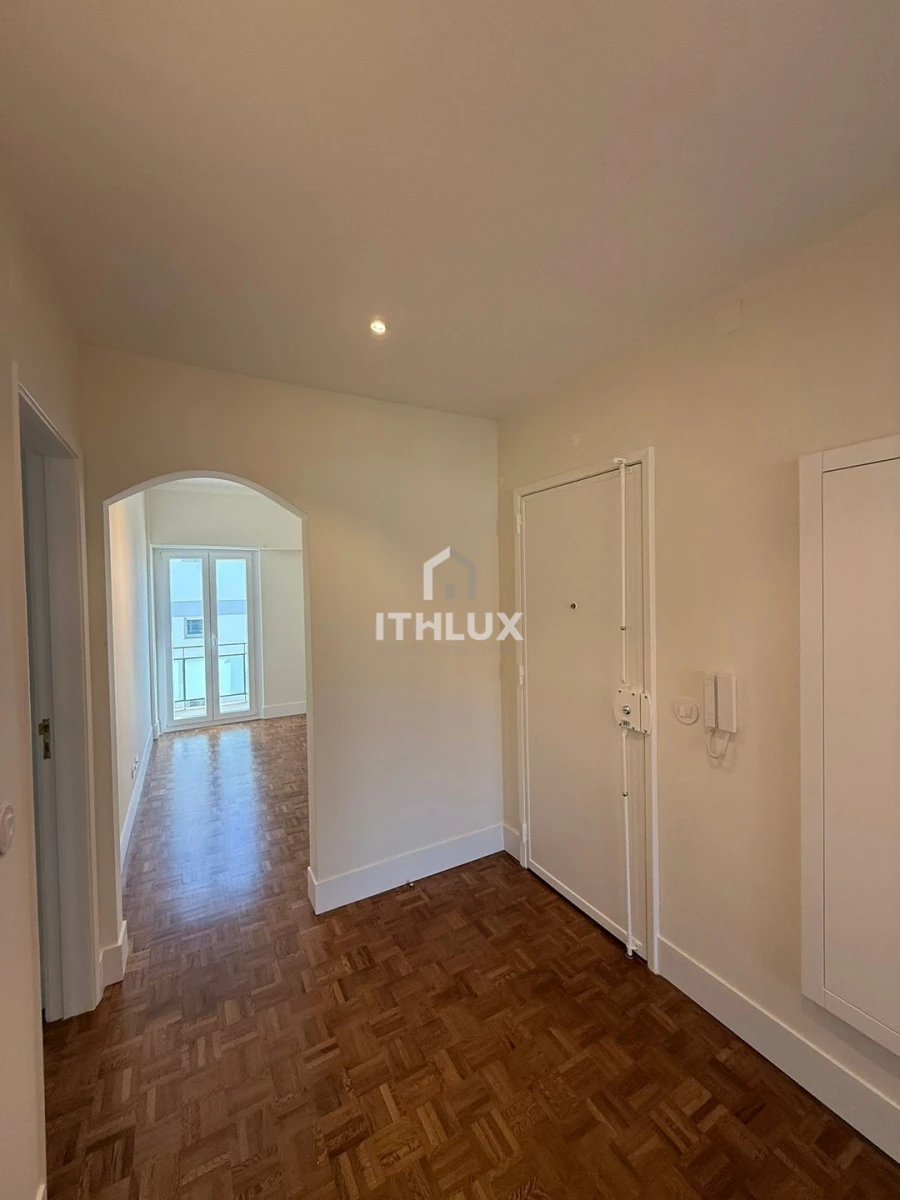 Apartamento T2 para Arrendamento em Oeiras e São Julião da Barra, Paço de Arcos e Caxias Foto 8