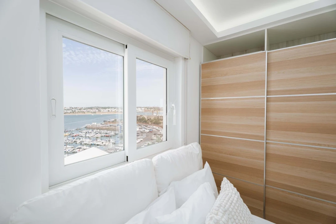 Apartamento T2 para Venda em Portimão Foto 18