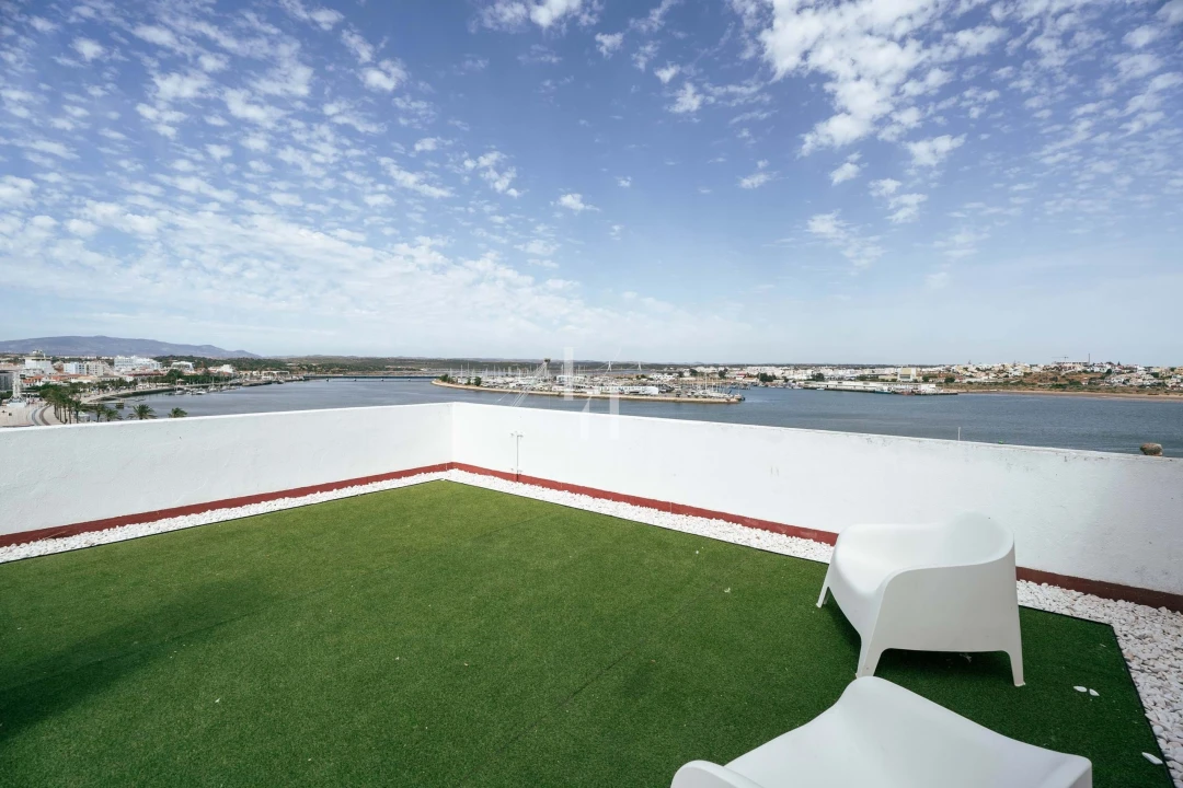 Apartamento T2 para Venda em Portimão Foto 2