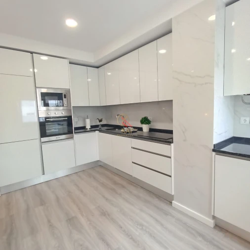 Apartamento T3 para Venda em Benfica Foto 3