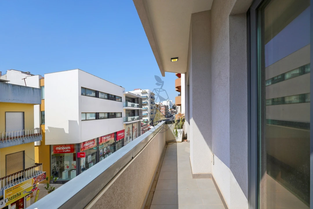 Negócio para Arrendamento em Portimão Foto 8