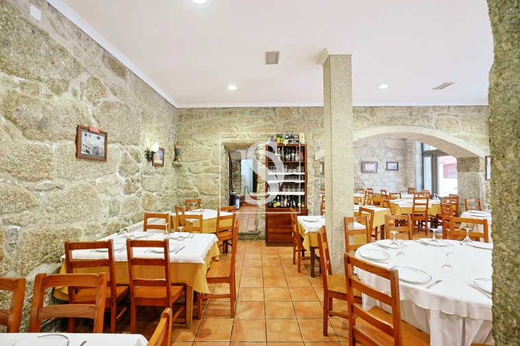 Negócio para Venda em Bouro (Santa Maria) Foto 4