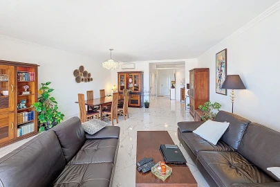 Apartamento T3 para Venda em Albufeira e Olhos de Água
