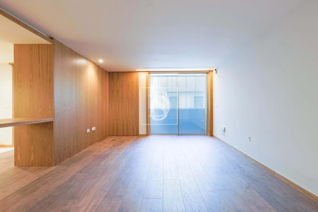 Apartamento T2 para Arrendamento em Cedofeita, Santo Ildefonso, Sé, Miragaia, São Nicolau e Vitória Foto 1