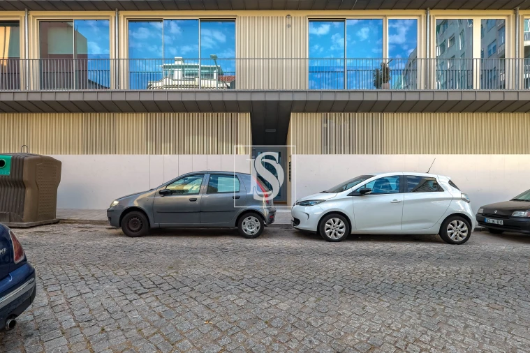 Apartamento T2 para Arrendamento em Cedofeita, Santo Ildefonso, Sé, Miragaia, São Nicolau e Vitória Foto 23