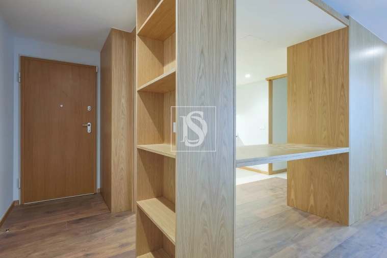 Apartamento T2 para Arrendamento em Cedofeita, Santo Ildefonso, Sé, Miragaia, São Nicolau e Vitória Foto 8