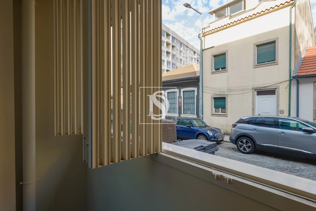 Apartamento T2 para Arrendamento em Cedofeita, Santo Ildefonso, Sé, Miragaia, São Nicolau e Vitória Foto 19