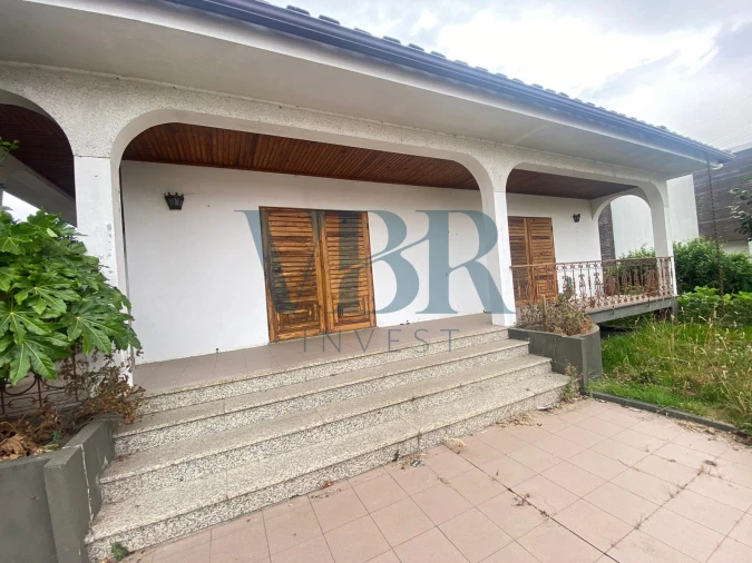 Moradia T4 para Venda em Merelim (São Paio), Panoias e Parada de Tibães Foto 1