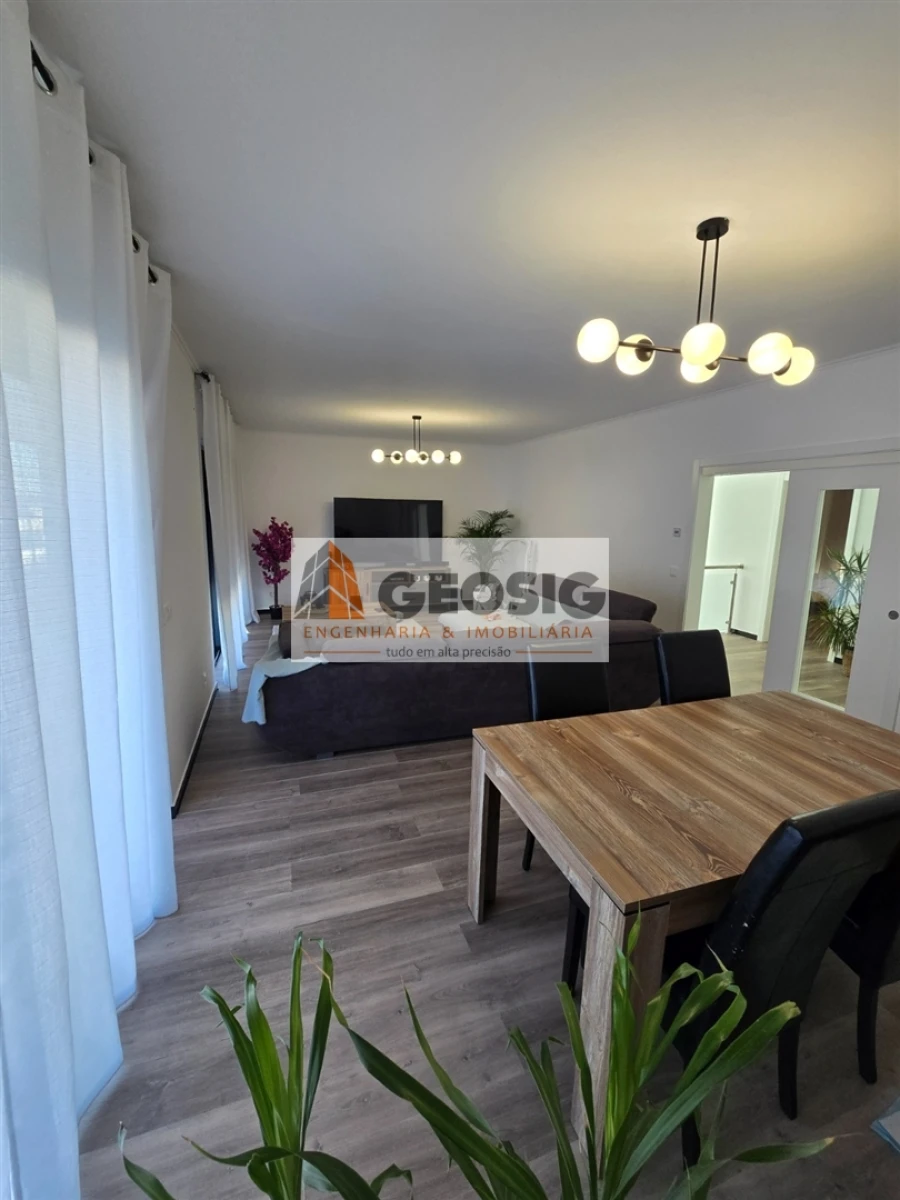 Moradia T3 para Venda em Almodôvar e Graça dos Padrões Foto 16