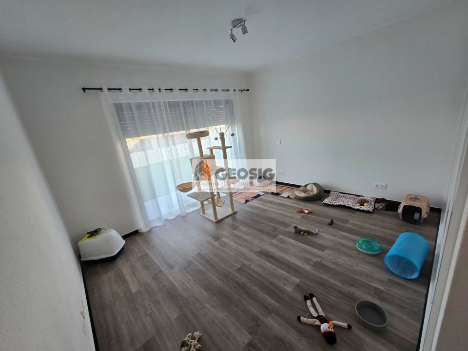 Moradia T3 para Venda em Almodôvar e Graça dos Padrões Foto 7