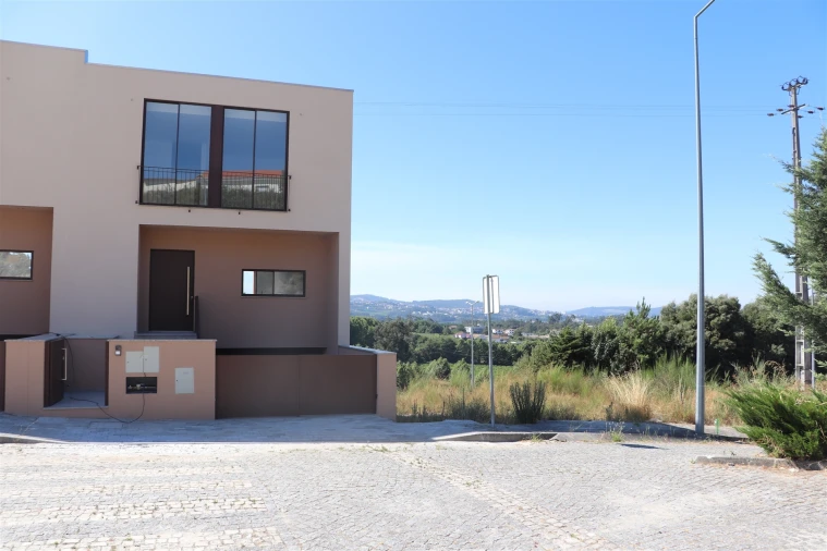 Terreno para Venda em Cristelos, Boim e Ordem Foto 9