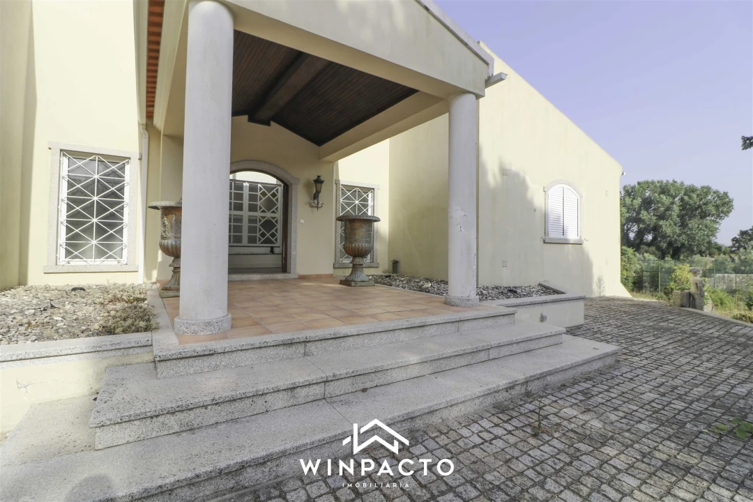 Moradia T4 para Venda em Nelas Foto 57