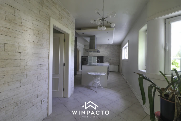 Moradia T4 para Venda em Nelas Foto 24