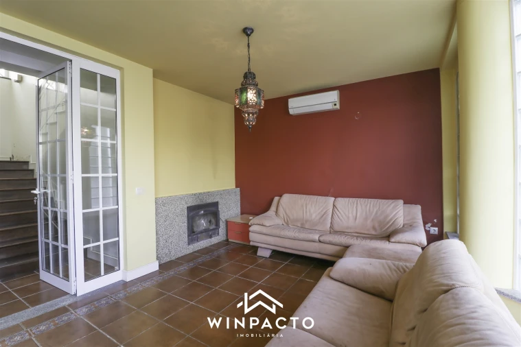 Moradia T4 para Venda em Nelas Foto 55