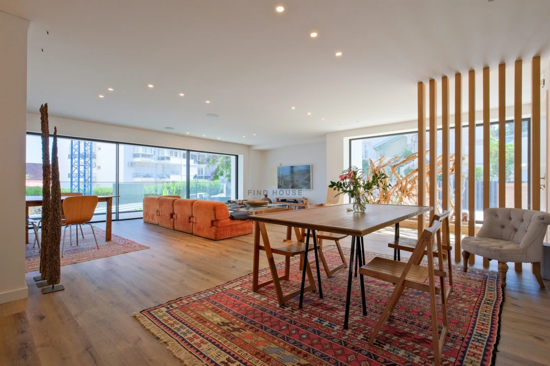 Apartamento T4 para Venda em Cascais e Estoril Foto 5