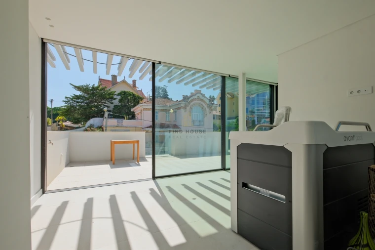 Apartamento T4 para Venda em Cascais e Estoril Foto 24