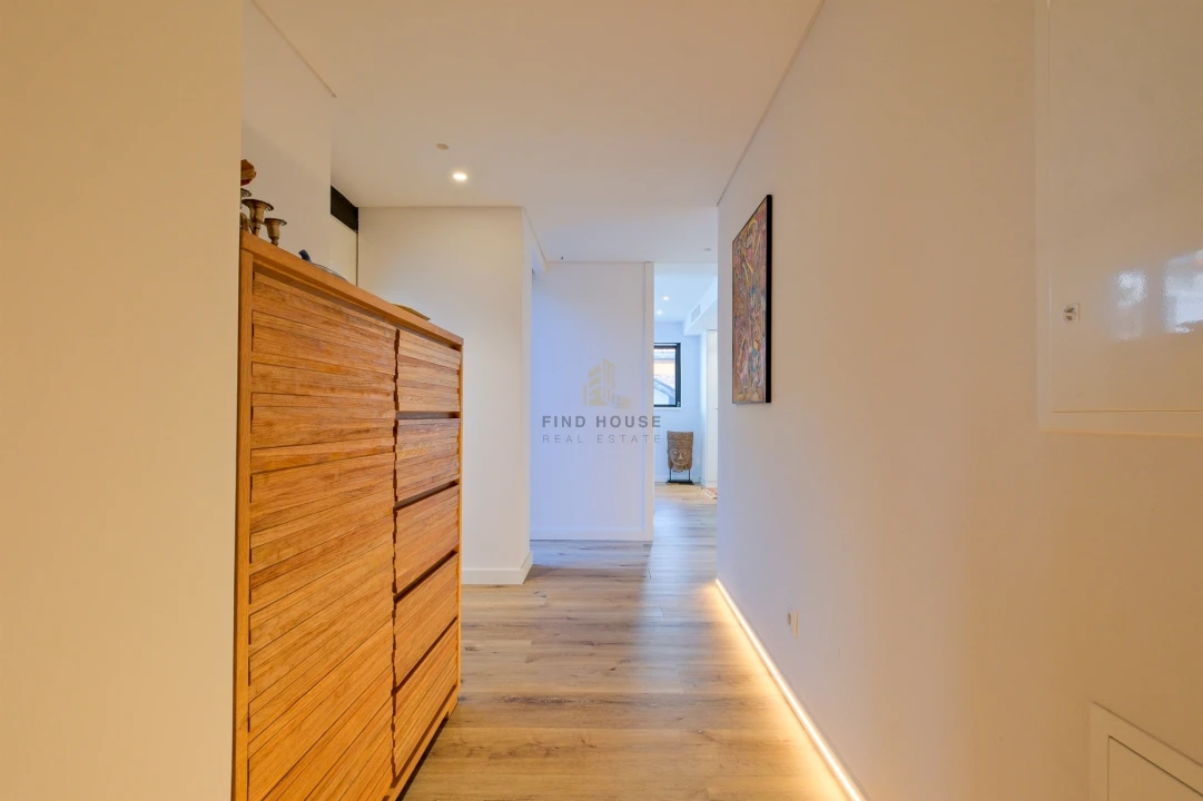 Apartamento T4 para Venda em Cascais e Estoril Foto 11