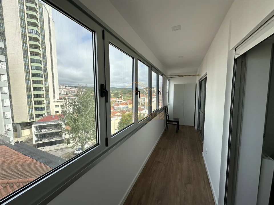 Apartamento T1 para Venda em Buarcos Foto 8