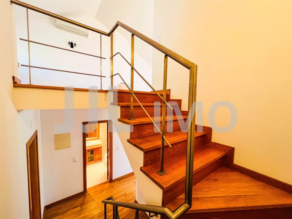 Moradia T3 para Arrendamento em Santa Maria e São Miguel, São Martinho, São Pedro Penaferrim Foto 35