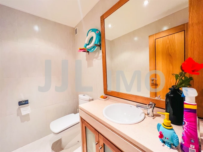 Moradia T3 para Arrendamento em Santa Maria e São Miguel, São Martinho, São Pedro Penaferrim Foto 10