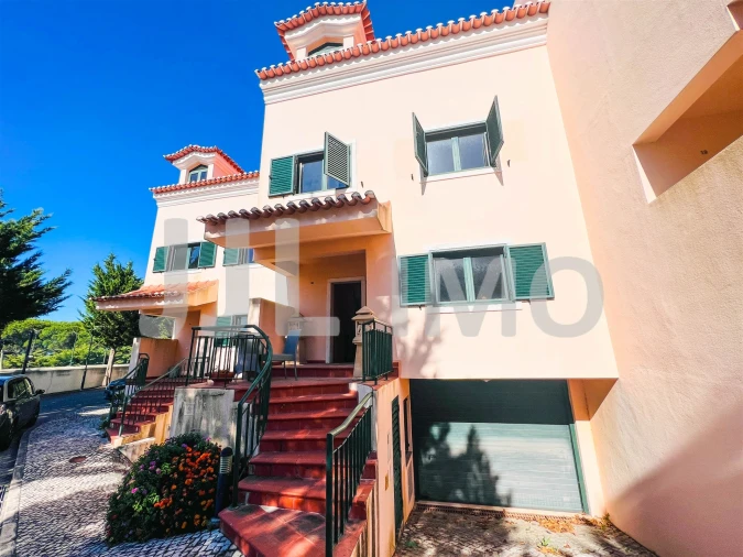 Moradia T3 para Arrendamento em Santa Maria e São Miguel, São Martinho, São Pedro Penaferrim Foto 1