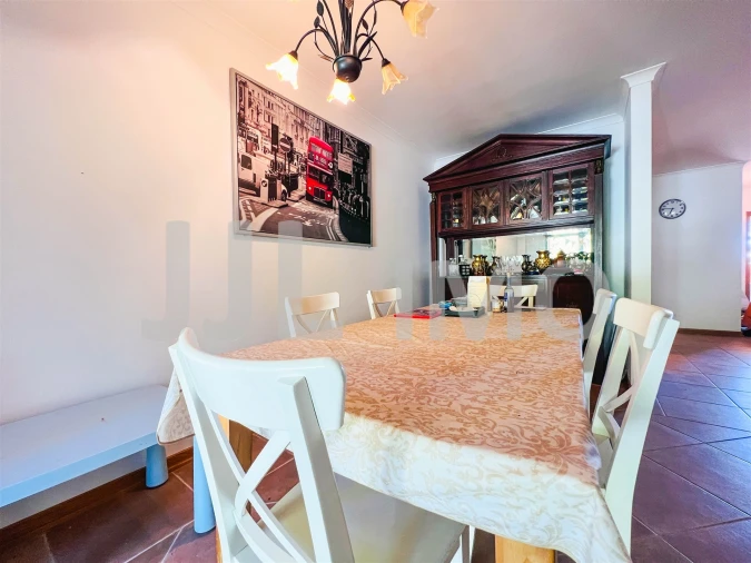 Moradia T3 para Arrendamento em Santa Maria e São Miguel, São Martinho, São Pedro Penaferrim Foto 17