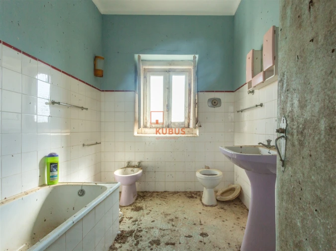 Moradia T5 para Venda em Torres Novas (Santa Maria, Salvador e Santiago) Foto 9