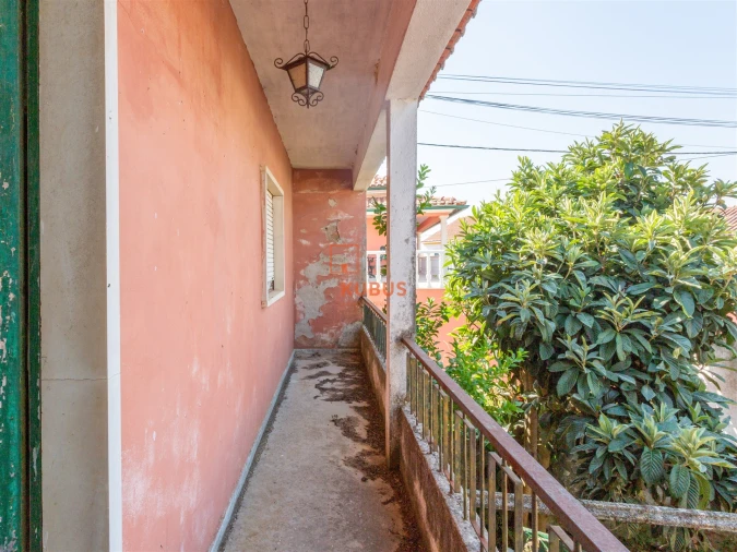 Moradia T5 para Venda em Torres Novas (Santa Maria, Salvador e Santiago) Foto 8