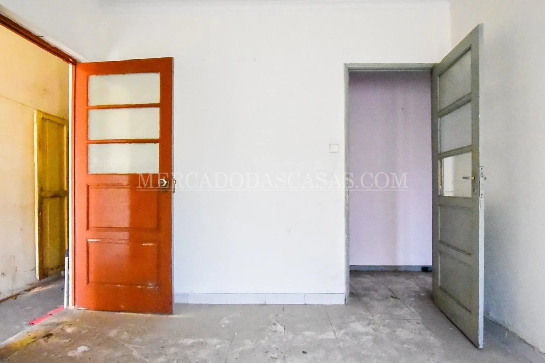 Moradia T9 para Venda em Anta e Guetim Foto 7