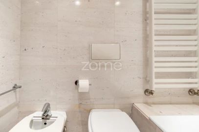 Apartamento T4 para Arrendamento em Matosinhos e Leça da Palmeira