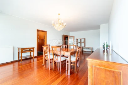 Apartamento T4 para Arrendamento em Matosinhos e Leça da Palmeira