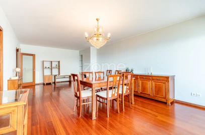 Apartamento T4 para Arrendamento em Matosinhos e Leça da Palmeira
