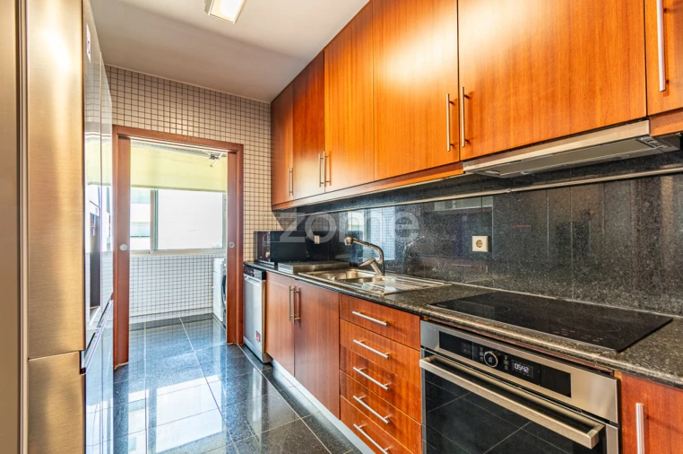 Apartamento T4 para Arrendamento em Matosinhos e Leça da Palmeira Foto 12