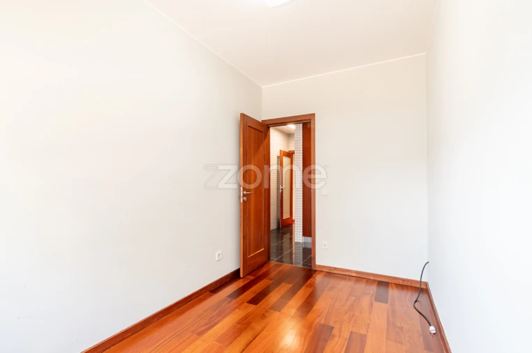Apartamento T4 para Arrendamento em Matosinhos e Leça da Palmeira Foto 21