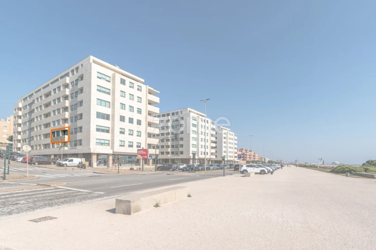 Apartamento T4 para Arrendamento em Matosinhos e Leça da Palmeira Foto 48