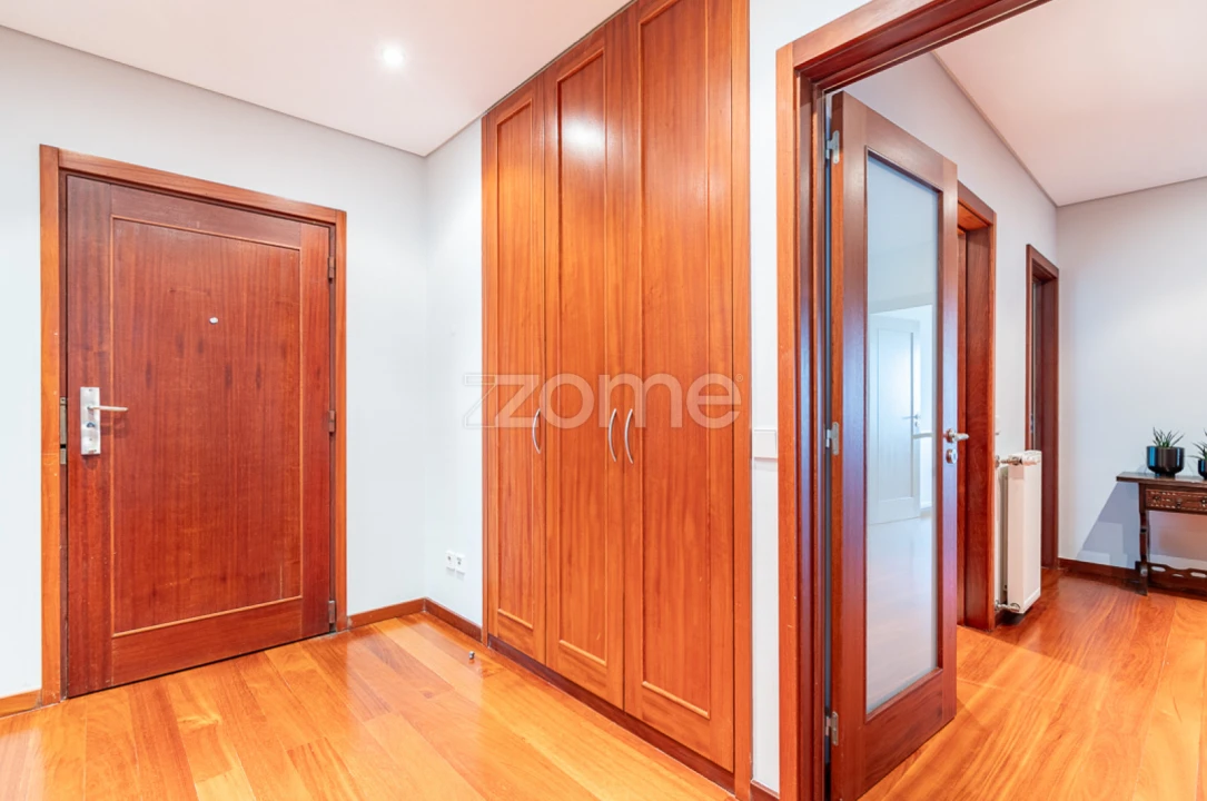 Apartamento T4 para Arrendamento em Matosinhos e Leça da Palmeira Foto 13