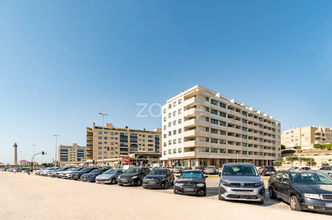 Apartamento T4 para Arrendamento em Matosinhos e Leça da Palmeira Foto 50