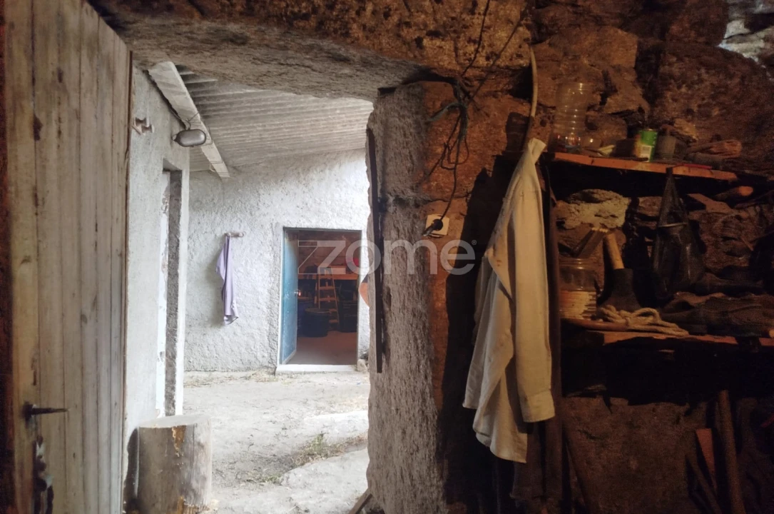 Quinta T2 para Venda em Gouveia (São Pedro e São Julião) Foto 8