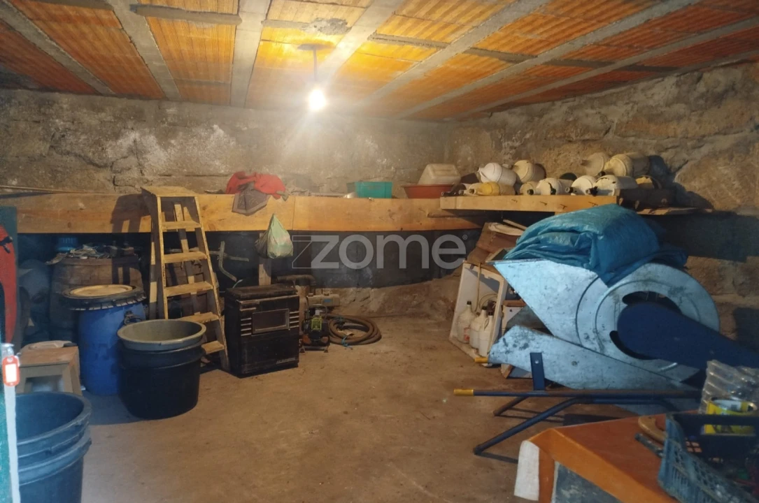 Quinta T2 para Venda em Gouveia (São Pedro e São Julião) Foto 17