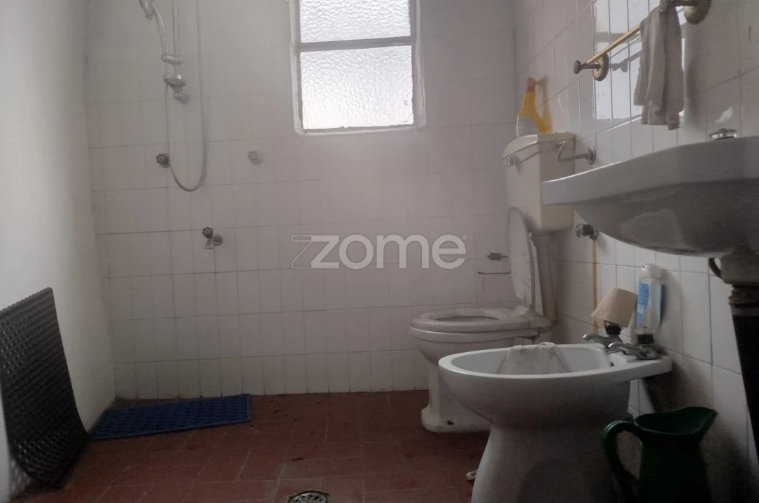 Moradia T5 para Venda em Cunha Baixa Foto 27