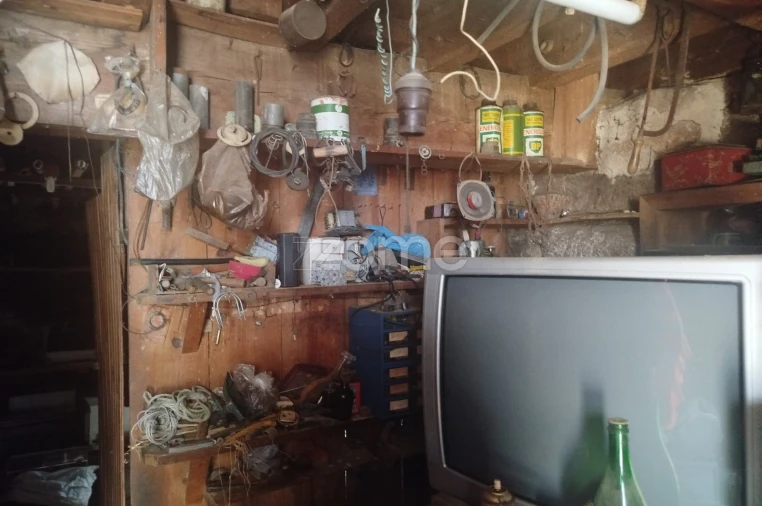 Moradia T5 para Venda em Cunha Baixa Foto 14