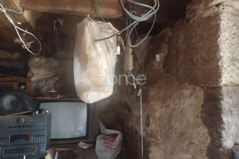 Moradia T5 para Venda em Cunha Baixa Foto 13